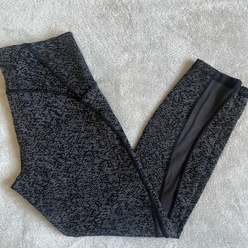 Lululemon Train Times 7/8 Pant (25" ) size 8